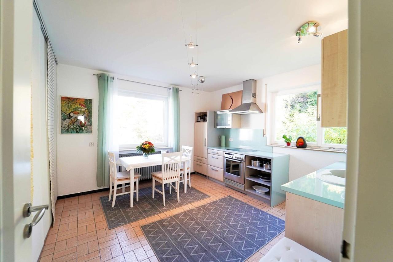 Ferienwohnung Im Haus Lotus Mit Grossem Balkon Und Garten Bad Urach Exteriör bild